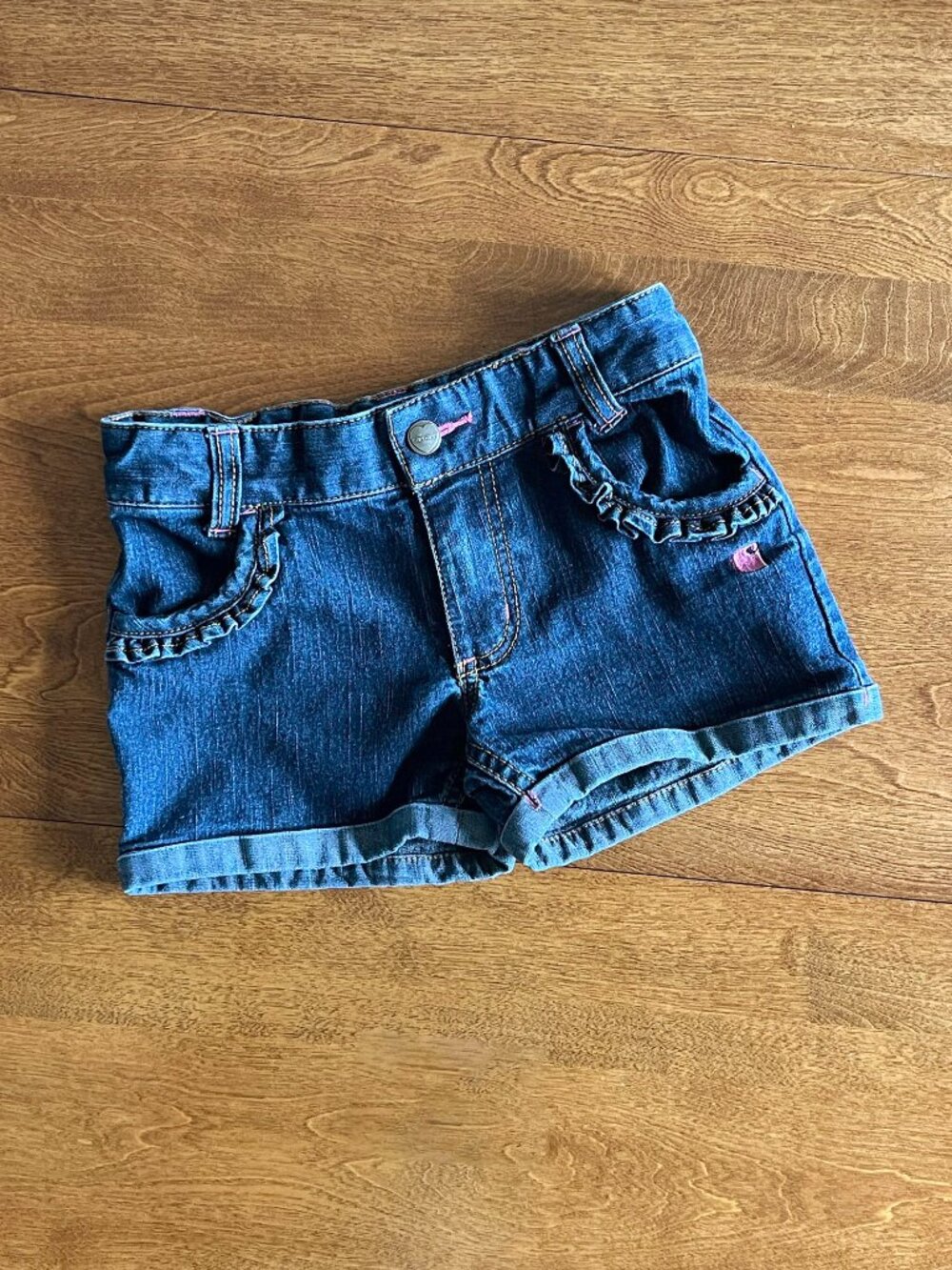 Carhartt denim ruffle pocket shorts